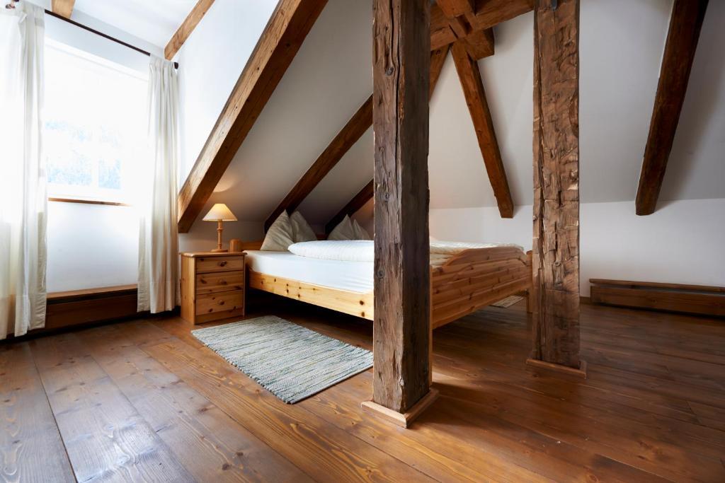 Hotelchen Doellacher Dorfwirtshaus Großkirchheim Szoba fotó
